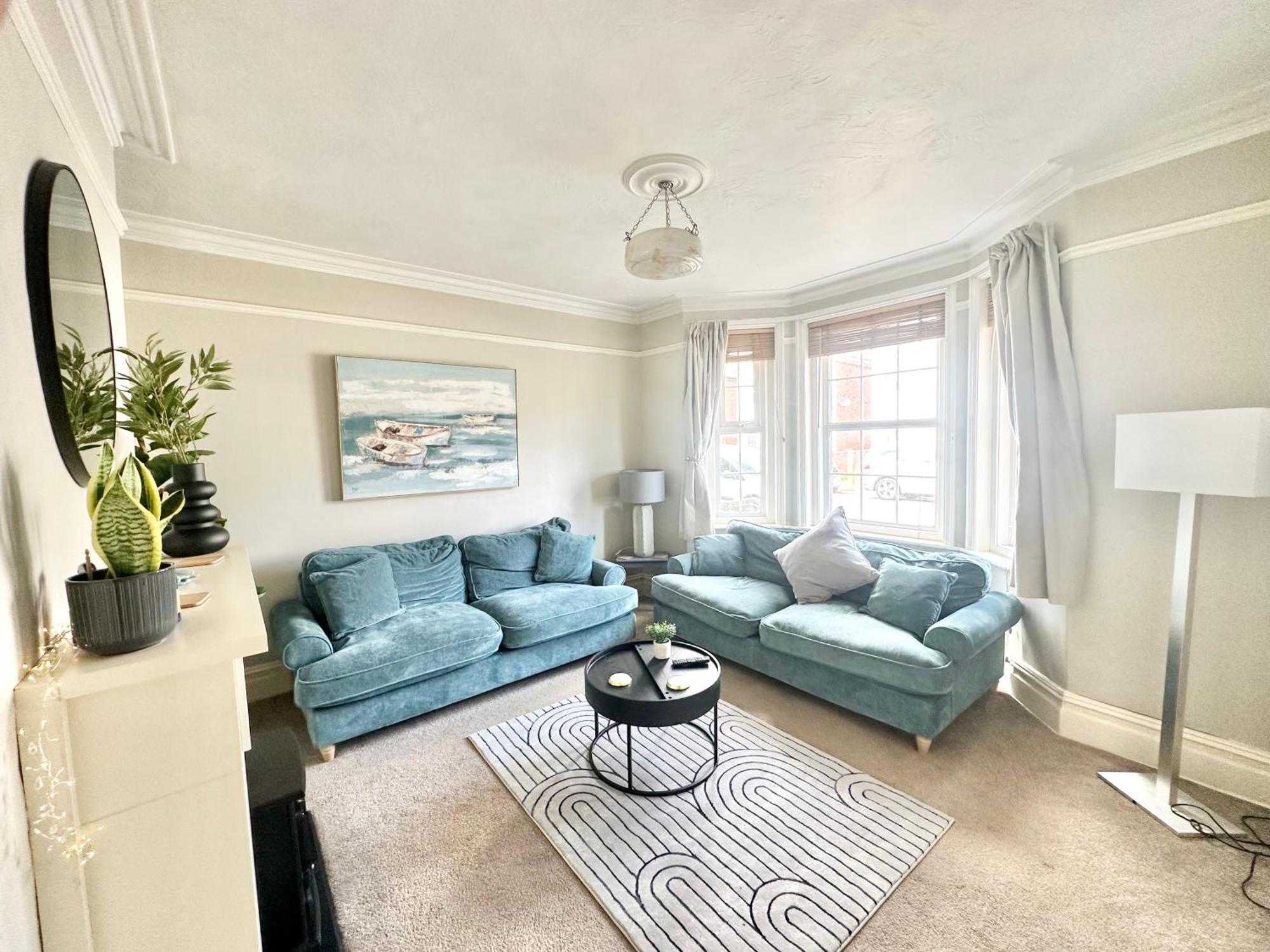 The Capstone Retreat - Beautiful Detached Family Home By Coastline Retreats, Arcade Machine, Parking, Bbq Bournemouth Dış mekan fotoğraf